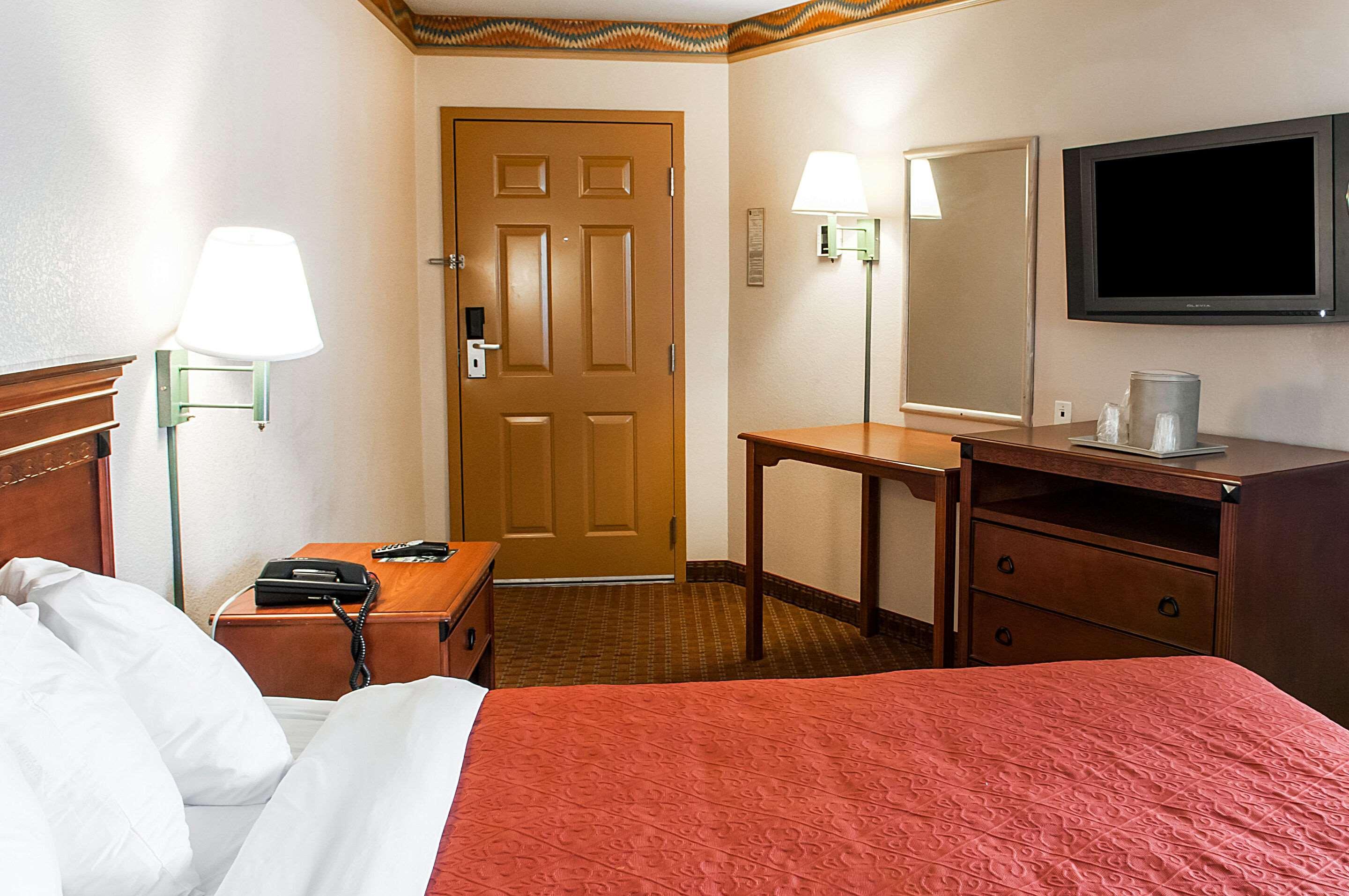 Quality Inn & Suites Las Cruces - University Area Bagian luar foto