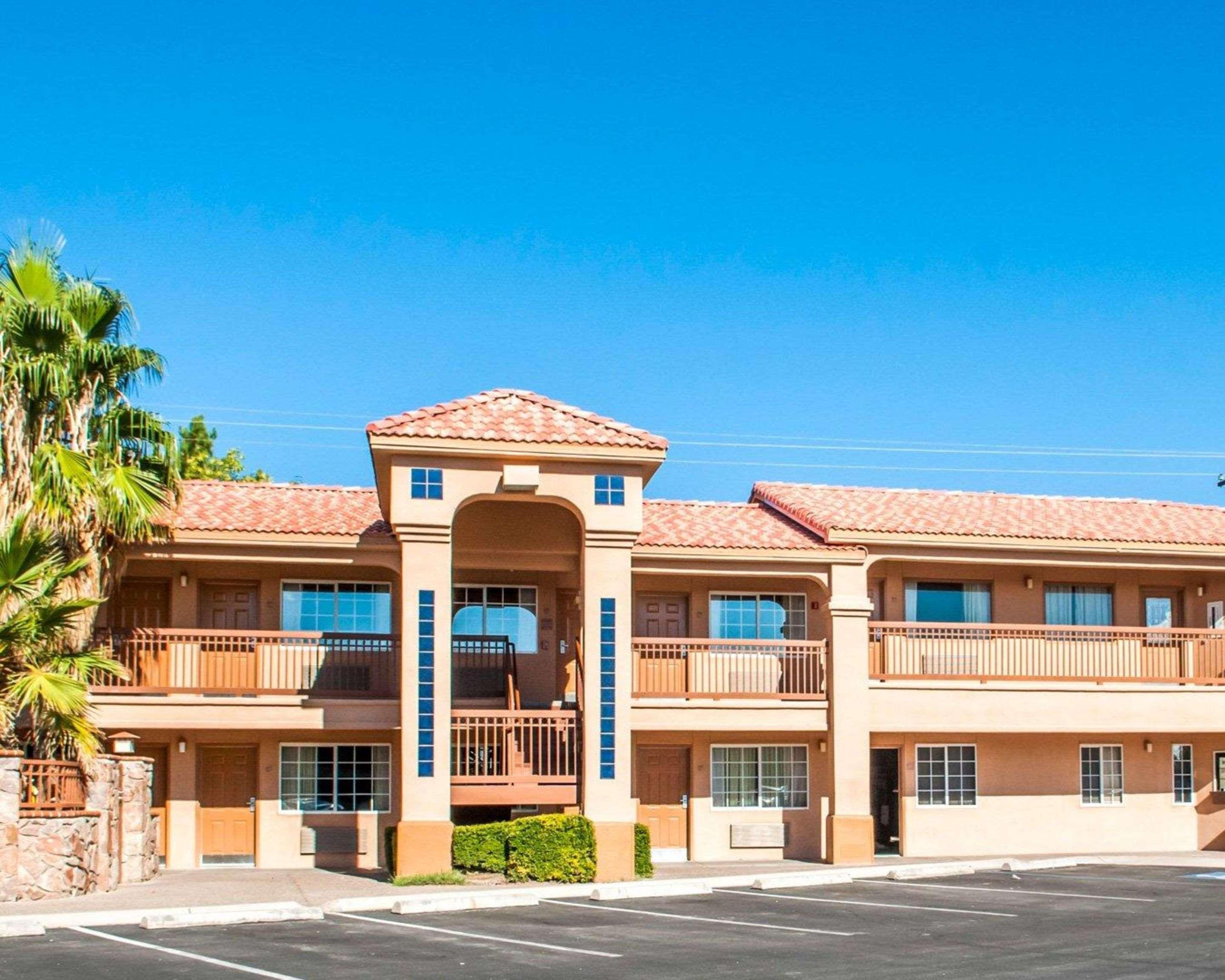 Quality Inn & Suites Las Cruces - University Area Bagian luar foto
