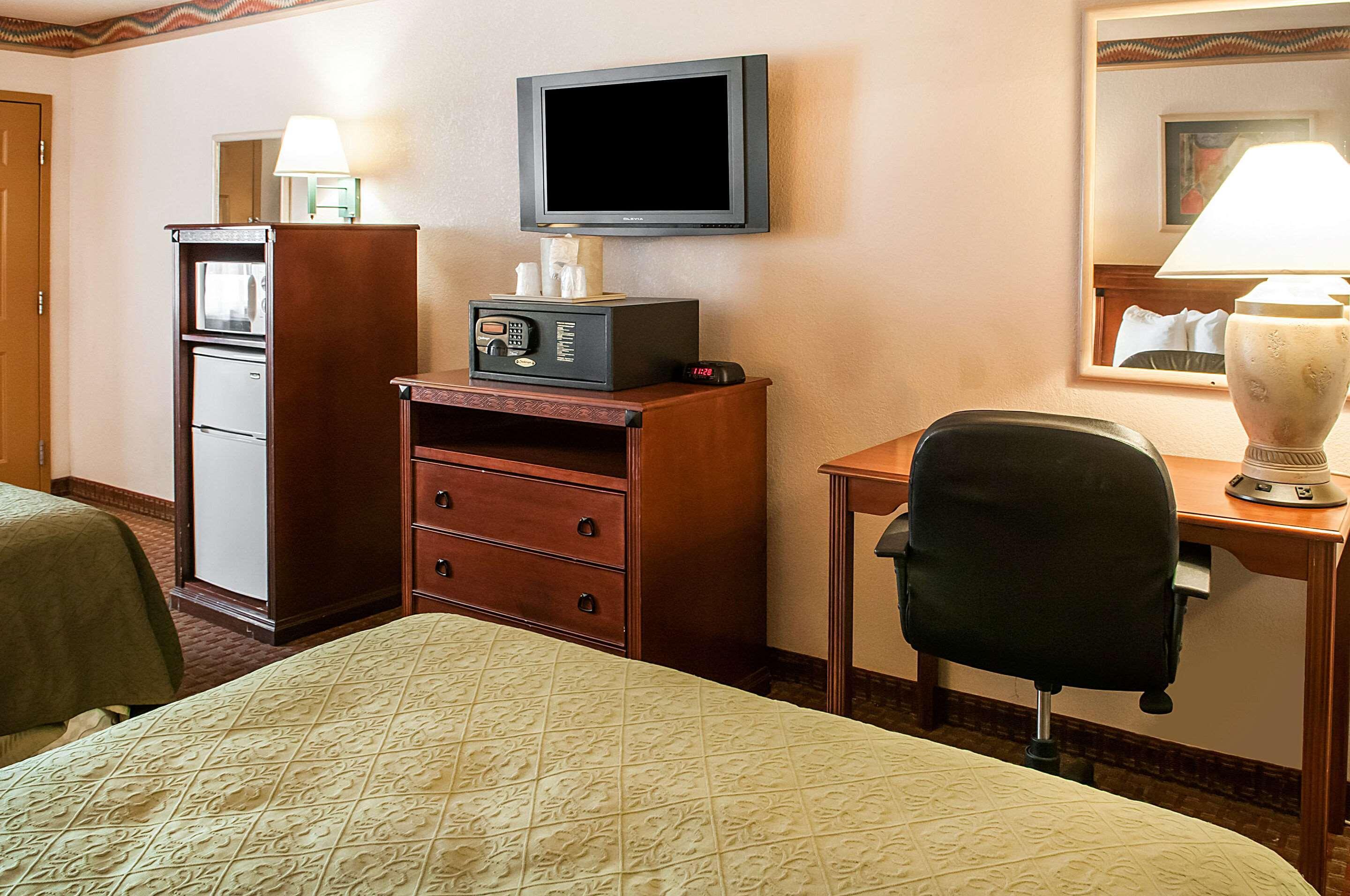 Quality Inn & Suites Las Cruces - University Area Bagian luar foto