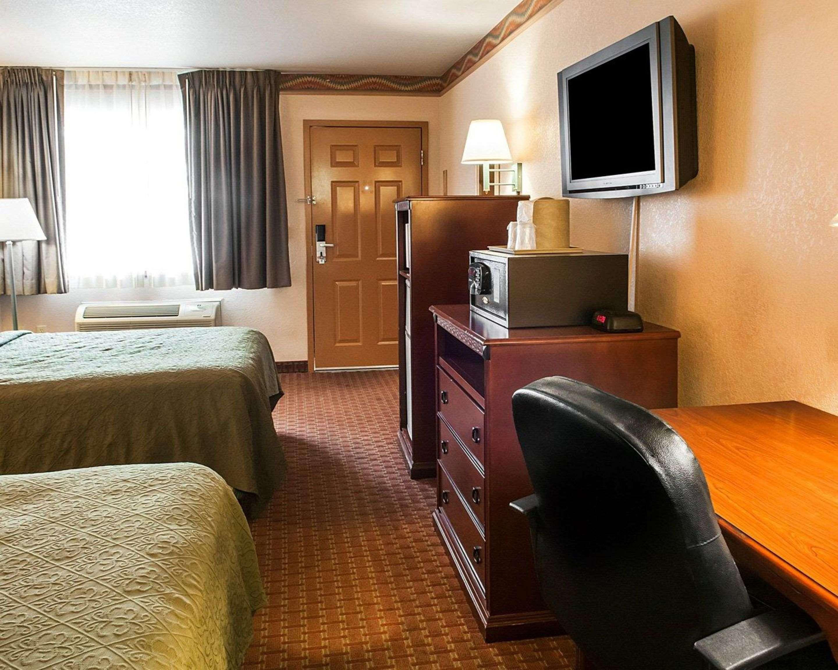 Quality Inn & Suites Las Cruces - University Area Bagian luar foto