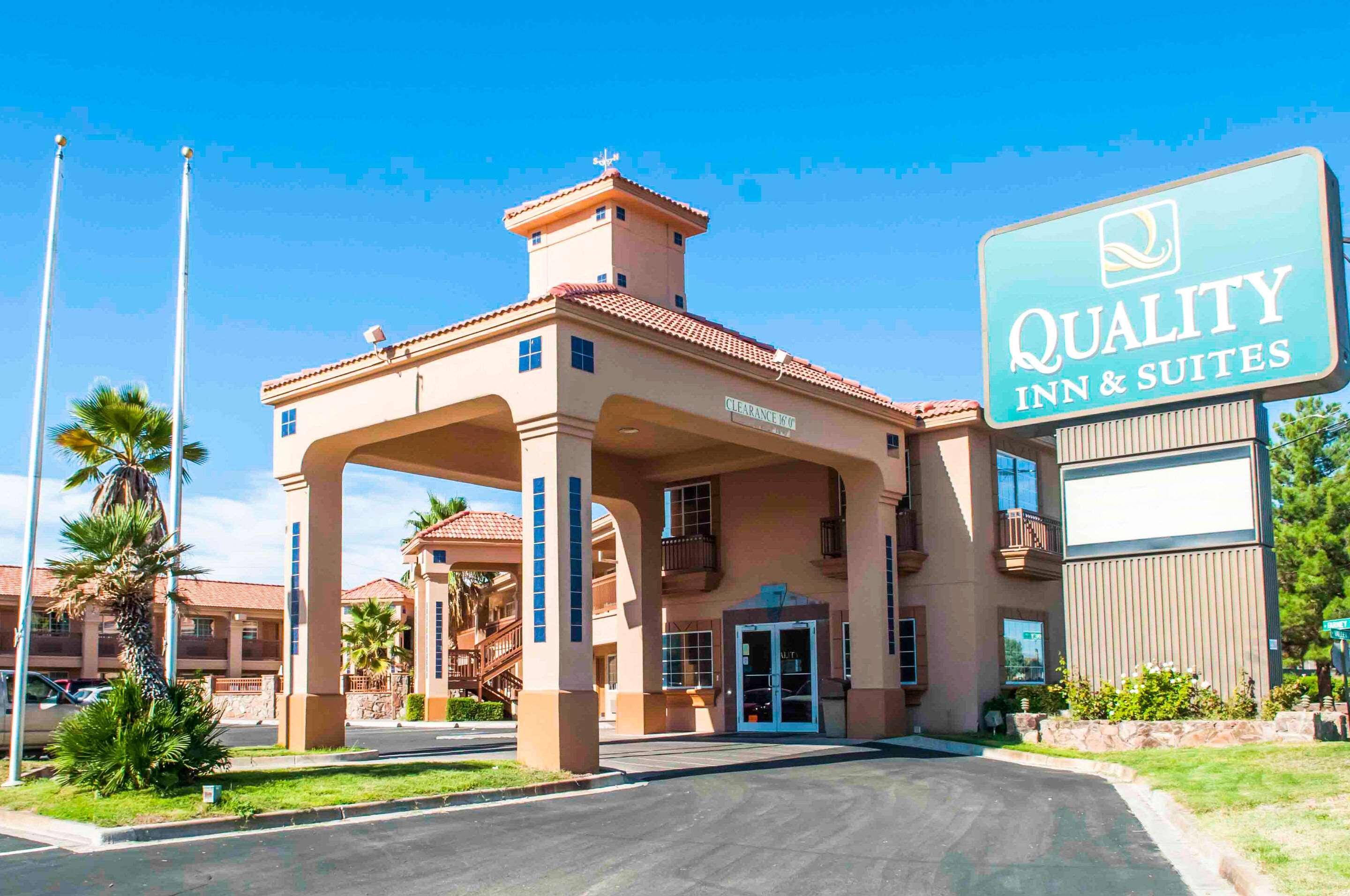 Quality Inn & Suites Las Cruces - University Area Bagian luar foto